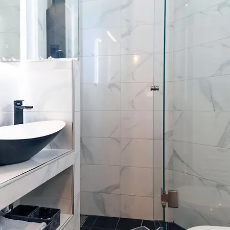 Eclectic Luxury סלוניקי